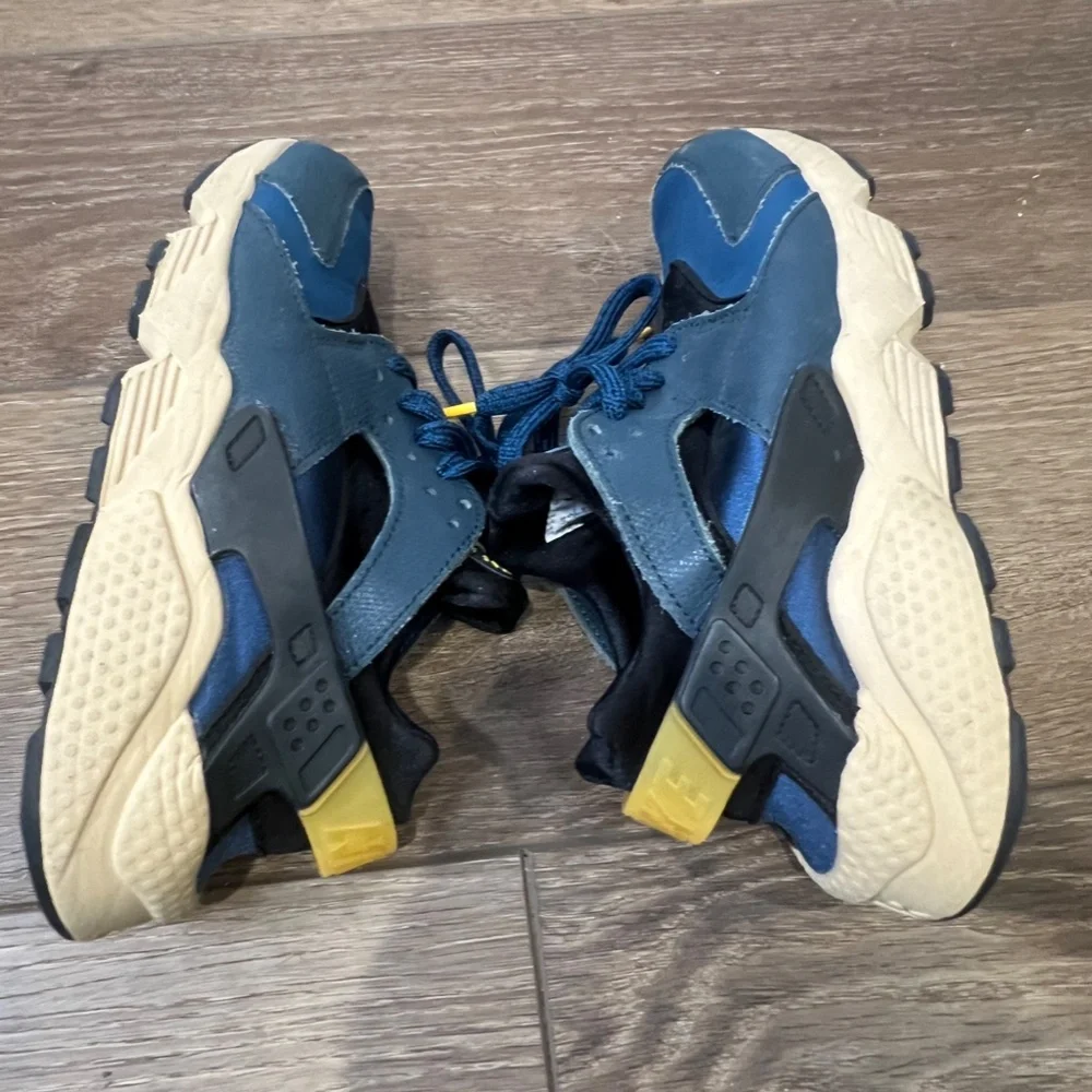 Nike Mens Huarache Premium Armory Navy University GOld